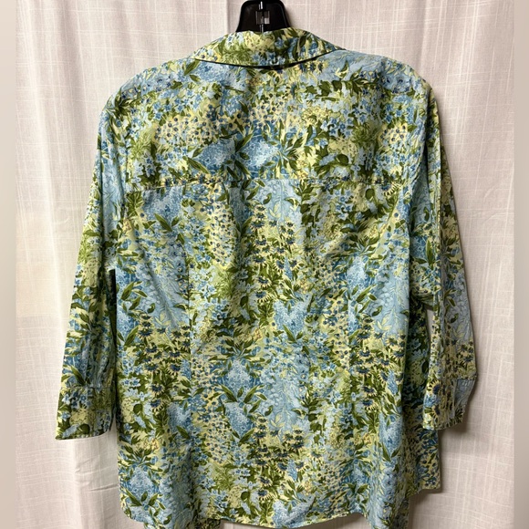 Talbots Blue and Green Patterned Button Down Shirt - Picture 4 of 4